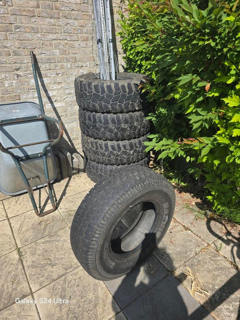 4 Off road banden, Auto-onderdelen, Banden en Velgen, Ophalen, Gebruikt, All Season, Band(en)