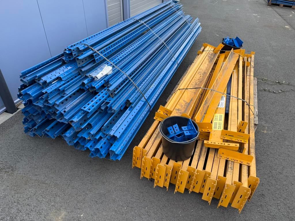 Palletstelling losse staanders en stijlen, Ophalen
