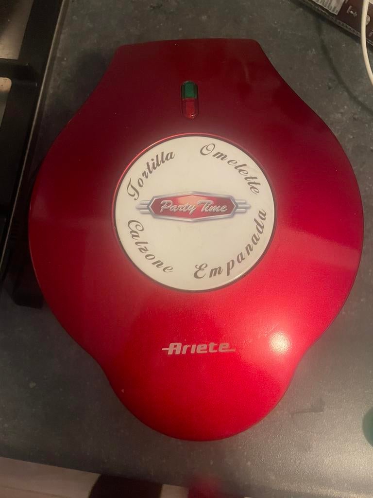 Ariete Party Time tortilla / omelette maker – werkt perfect, Ophalen of Verzenden, Zo goed als nieuw