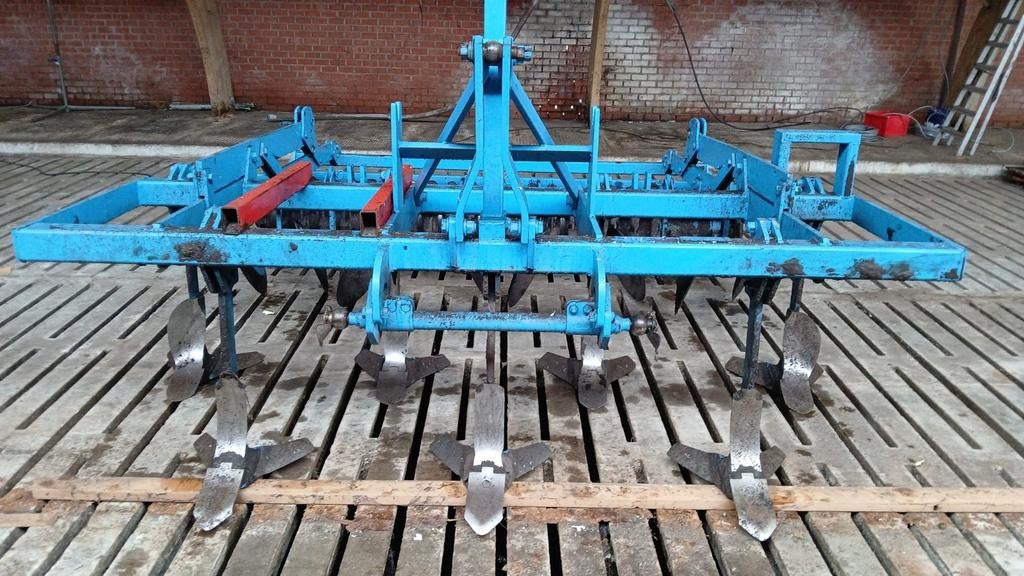 Agrarische machines kunstmeststrooier mesttank cultivator, Zakelijke goederen, Ophalen of Verzenden, Gewasbescherming en Bemesting