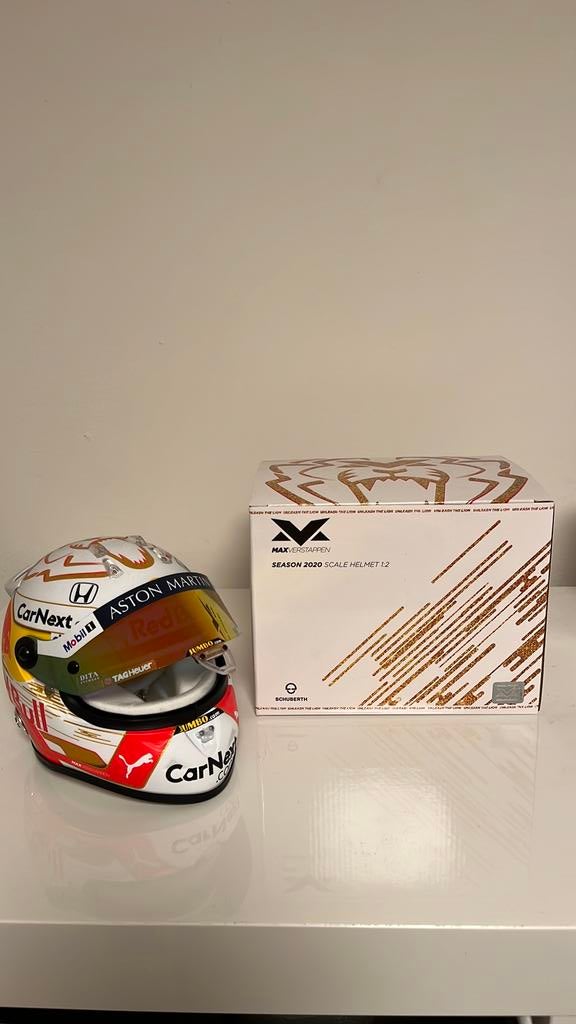 Max Verstappen Helmet 1:2 season 2020, Ophalen of Verzenden, Nieuw, Formule 1