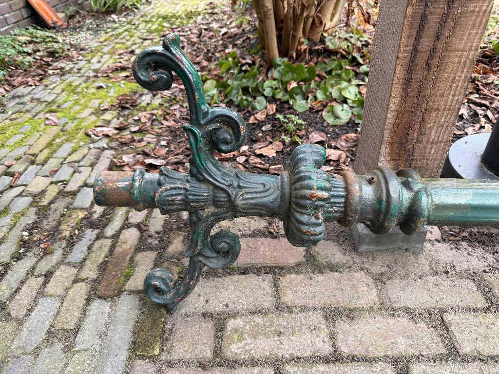 Gietijzeren lantarenpaal lantaarn paal, Tuin en Terras, Buitenverlichting, Ophalen, Gebruikt, Staande lamp, Netvoeding