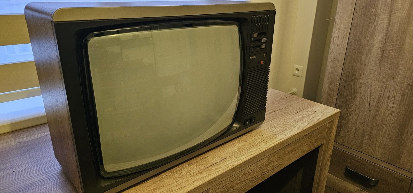 werkende Philips tv jaren 70/80, Antiek en Kunst, Ophalen