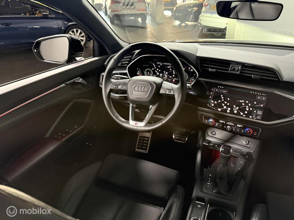 Audi Q3 Sportback 45 TFSIe 2X S-LINE | PANO | SONOS| KEYLESS, Auto's, Audi, Gebruikt, Zwart, Leder en Stof, Zwart