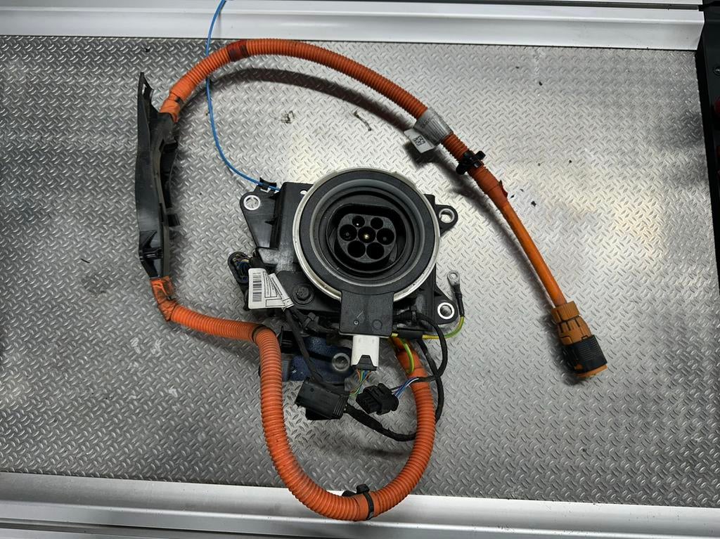 hoogvolt laadaansluiting bmw 3 serie f30 330E 6824111, Ophalen of Verzenden, Gebruikt, BMW