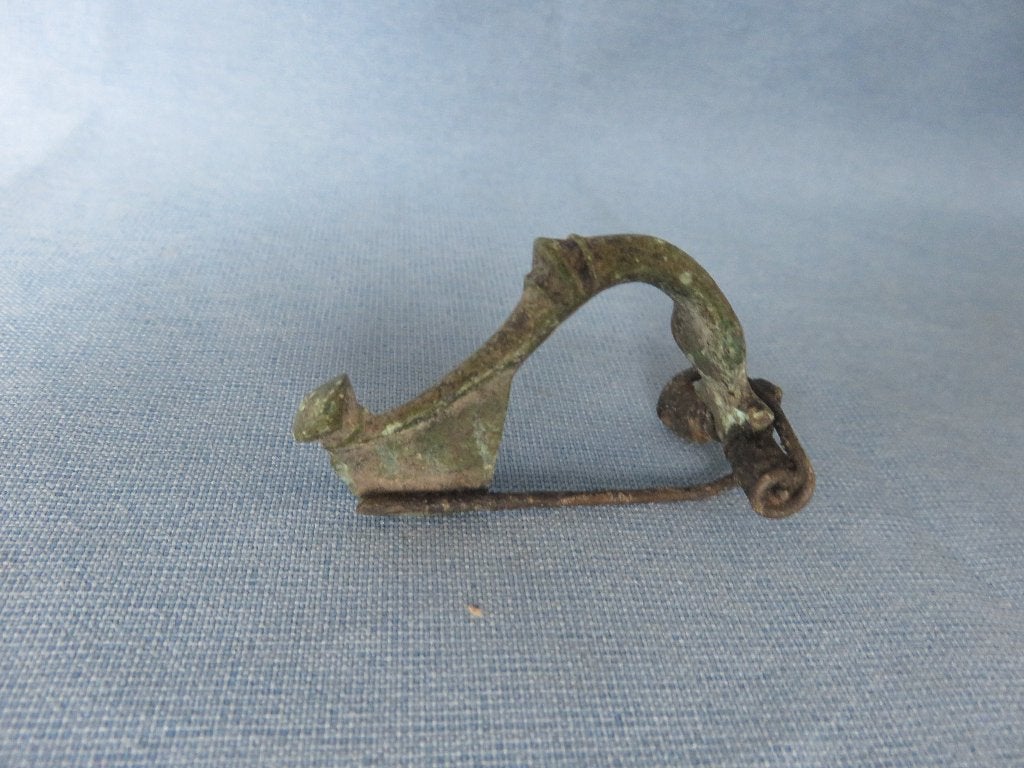 Romeinse rijk - Fibula in brons - 3e eeuw A.D. - bodemvondst, Ophalen of Verzenden, Brons
