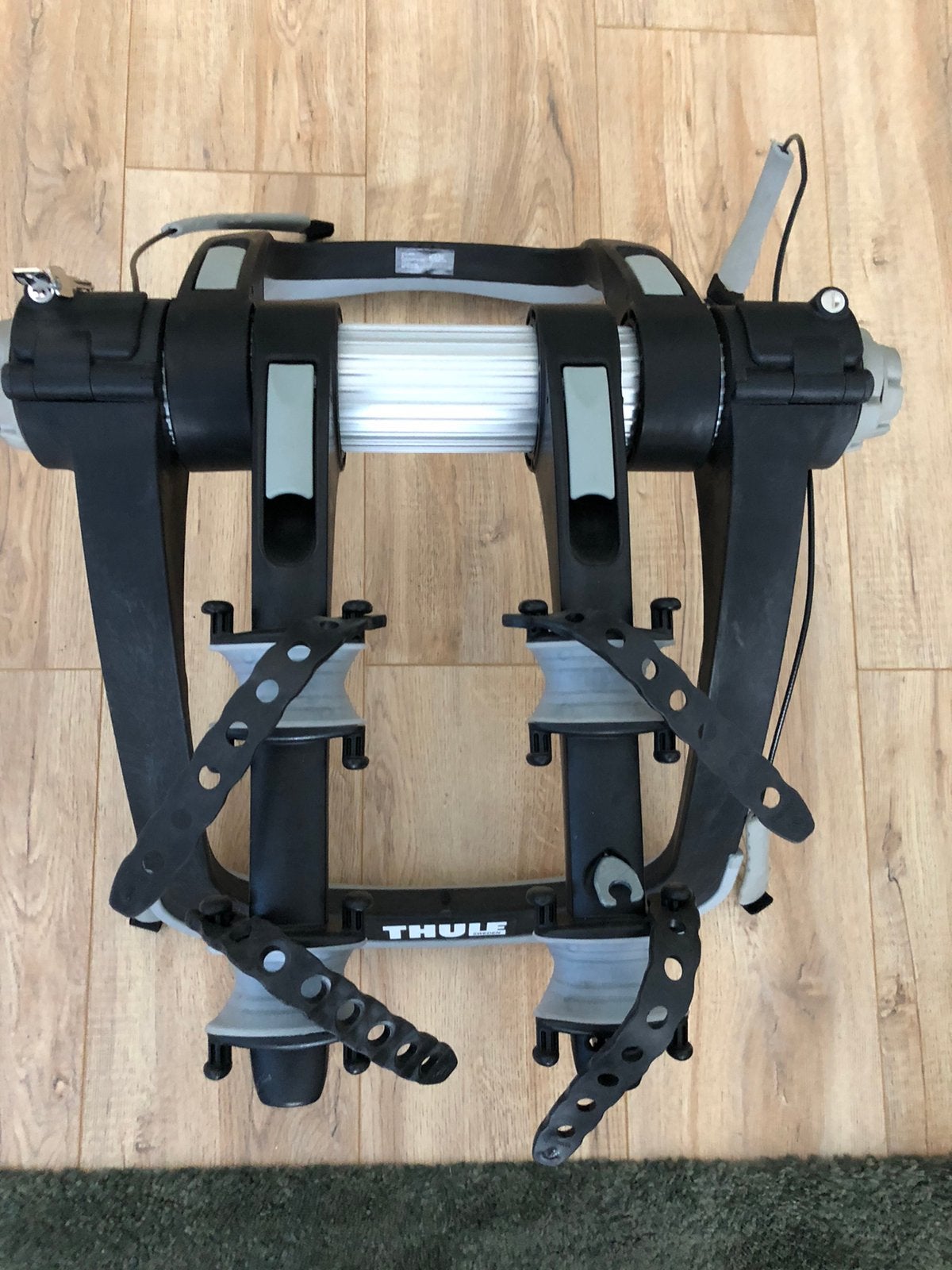 Thule raceway 991, Ophalen, Zo goed als nieuw, Achterklepdrager