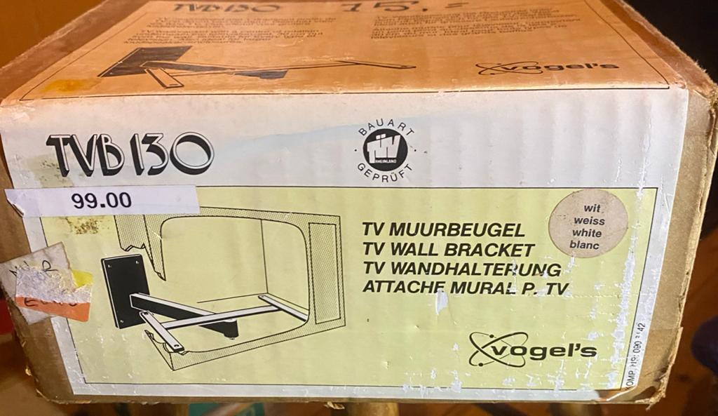 Vogel's TVB 130 Draaibare TV Wandbeugel Wit - TÜV Keurmerk, Ophalen of Verzenden, Zo goed als nieuw