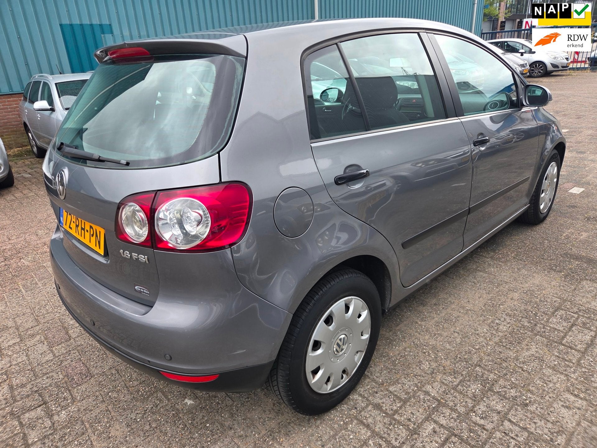 Volkswagen Golf Plus 1.6 FSI Comfortline Business, Gebruikt, 4 cilinders, 116 pk, Navigatiesysteem