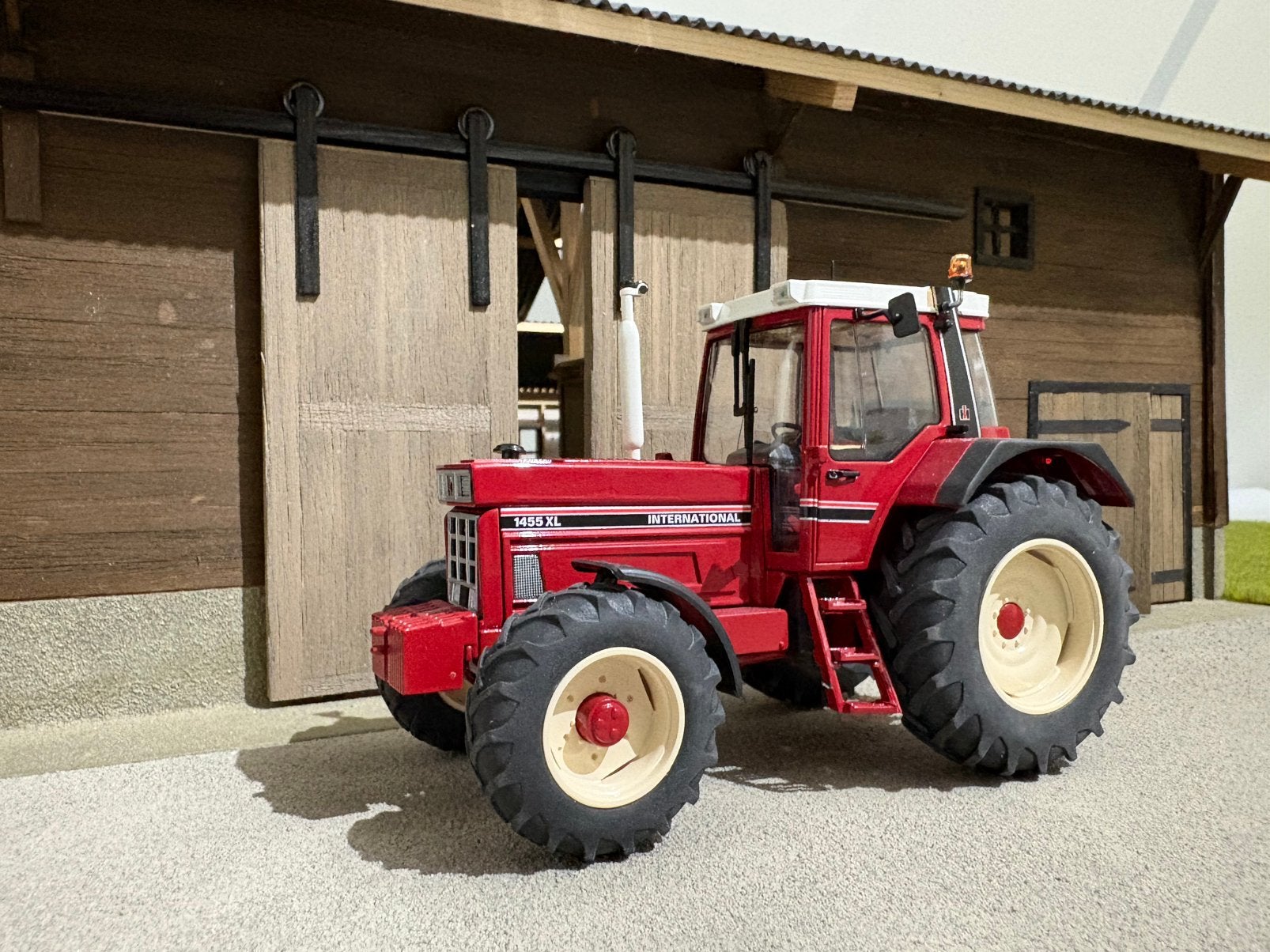 International 1455xl Schuco, Hobby en Vrije tijd, Ophalen of Verzenden, Nieuw, Tractor of Landbouw, Schuco