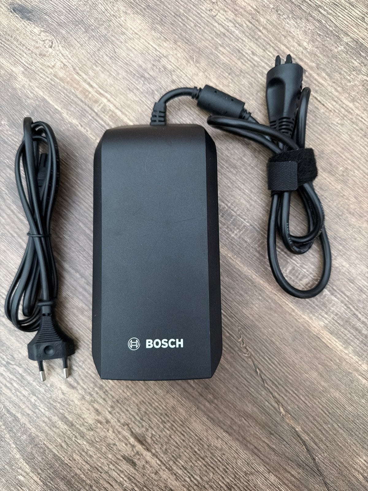 Bosch eBike Acculader 36V 4A  nieuw, Ophalen of Verzenden, Nieuw