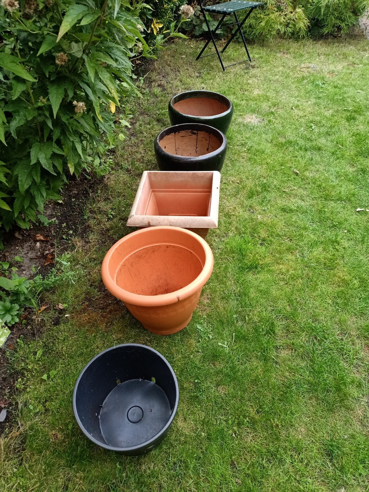 Gratis potten voor in de tuin, diverse maten en materialen, Gebruikt, Rond, Minder dan 40 cm, Tuin