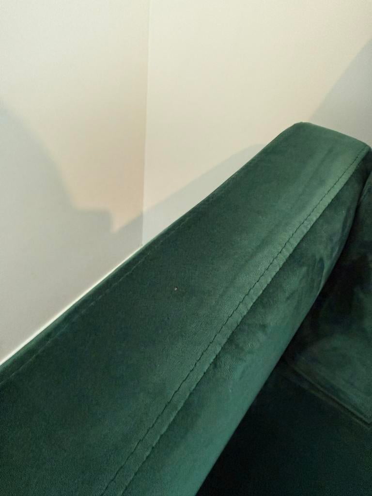 Small three person sofa in green, Gebruikt, 150 tot 200 cm, Driepersoons, 75 tot 100 cm