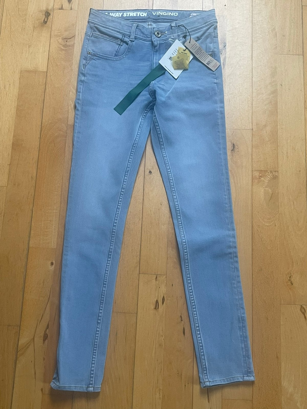 Vingino nieuwe spijkerbroek maat 152, Ophalen of Verzenden, Nieuw, Jongen, Broek
