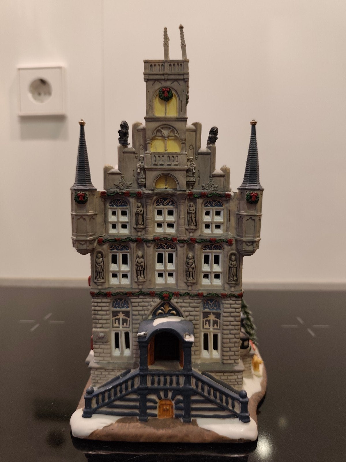 Luville stadhuis, Ophalen