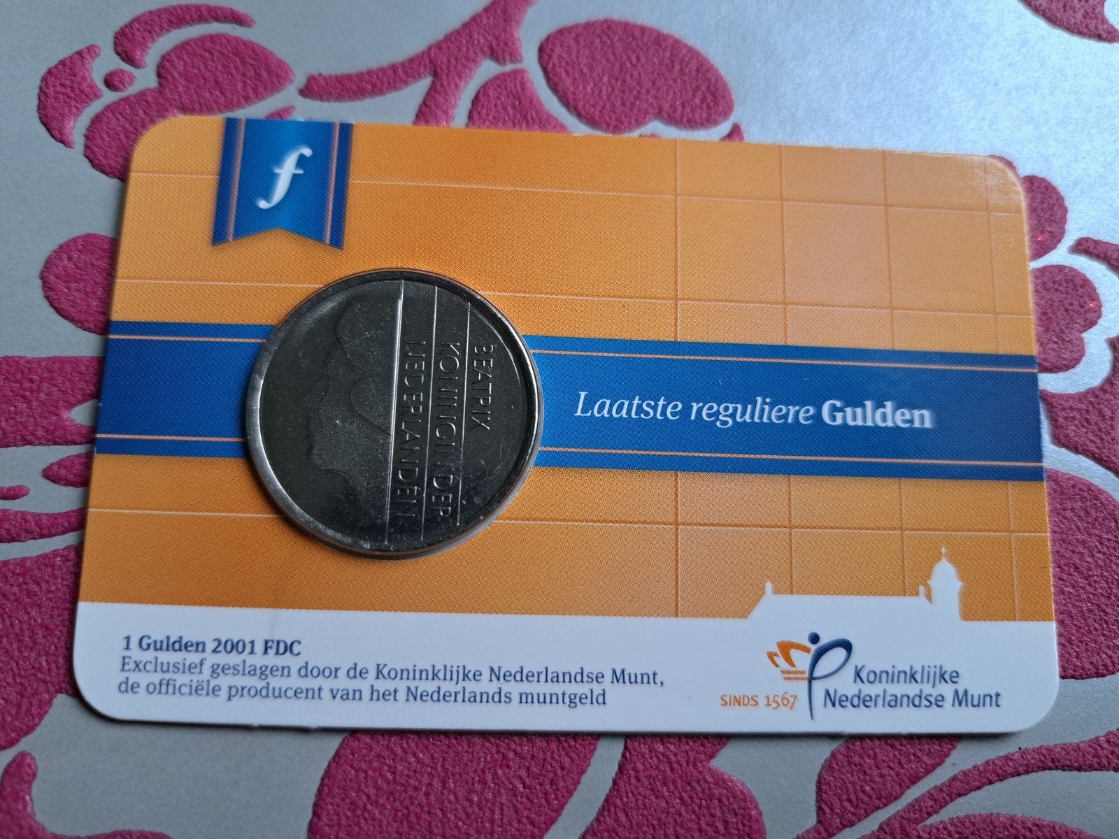 Laatste Reguliere Gulden 2001 in coincard, Postzegels en Munten, Ophalen of Verzenden, Koningin Beatrix, 1 gulden