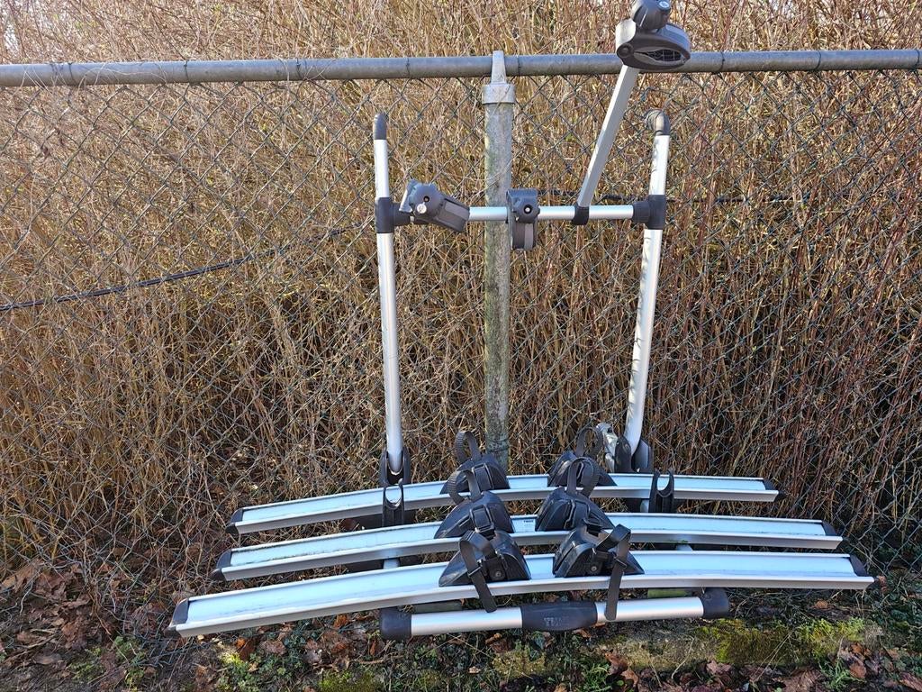 Thule Fietsendrager voor 2 elektr of 3  fietsen - Gebruikt, Caravans en Kamperen, Camper-accessoires, Ophalen, Gebruikt