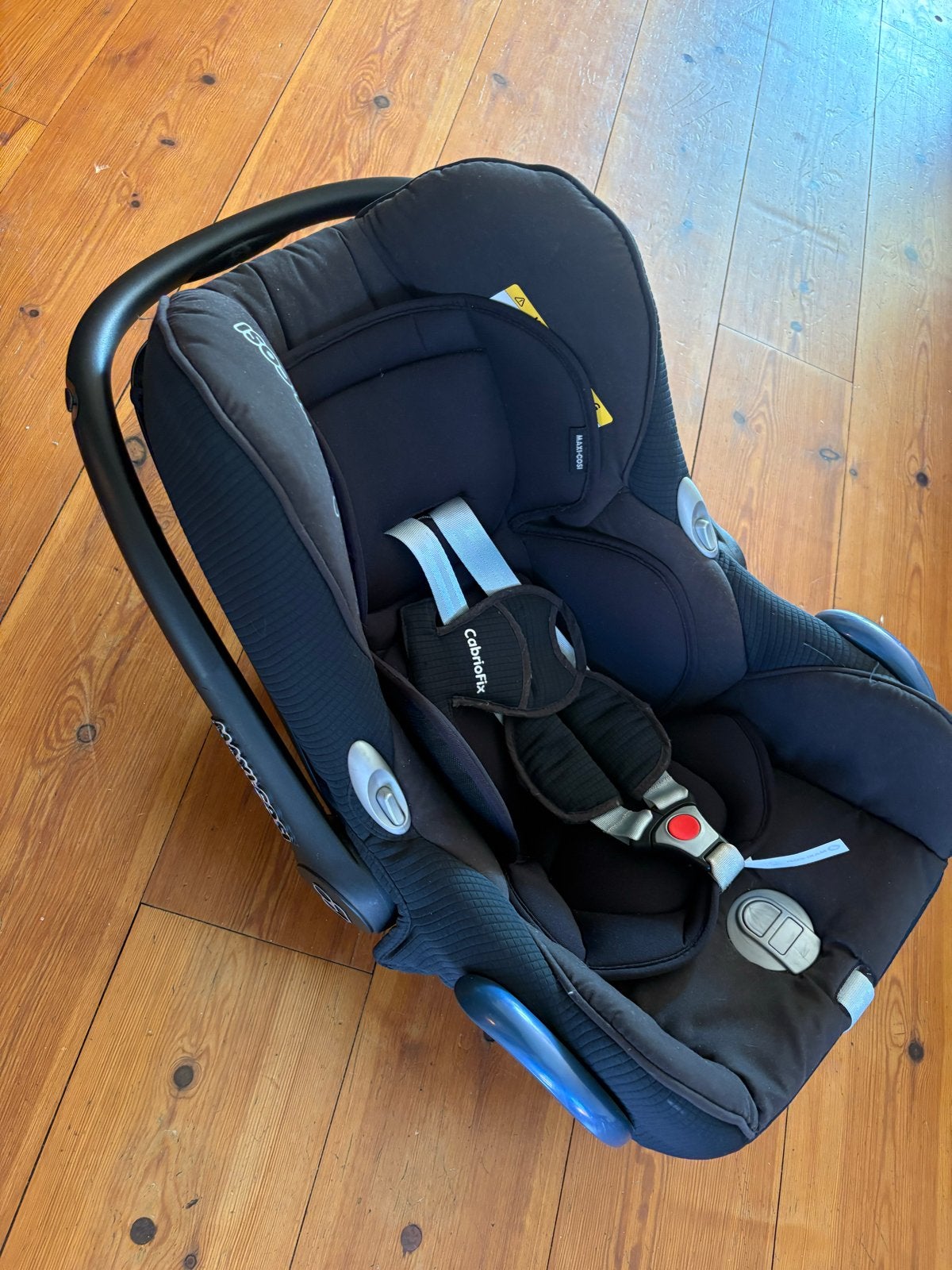 Maxi-Cosi EasyBase 2 en CabrioFix autostoel, Kinderen en Baby's, Ophalen, Zijbescherming, 0 t/m 13 kg, Maxi-Cosi