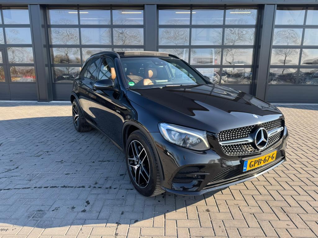 Mercedes-Benz GLC 43 AMG / Pano / Leder (bj 2016, automaat), Auto's, Automaat, Gebruikt, 367 pk, Vierwielaandrijving