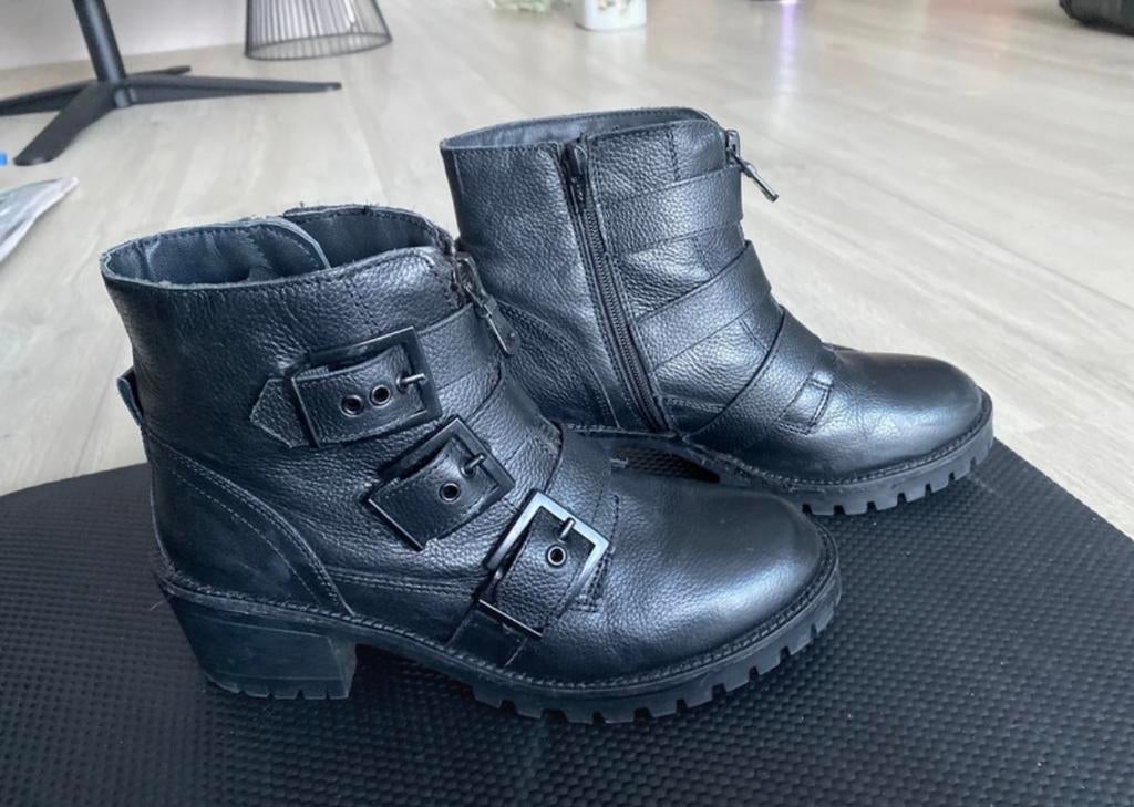 Leren enkellaarsjes / boots, Zwart, Lage of Enkellaarzen, Ophalen of Verzenden, Zo goed als nieuw