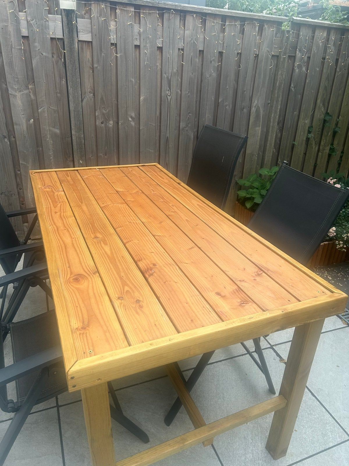 Handgemaakte houten tuintafel - Zo goed als nieuw, Ophalen of Verzenden, Nieuw, Rechthoekig, Hout