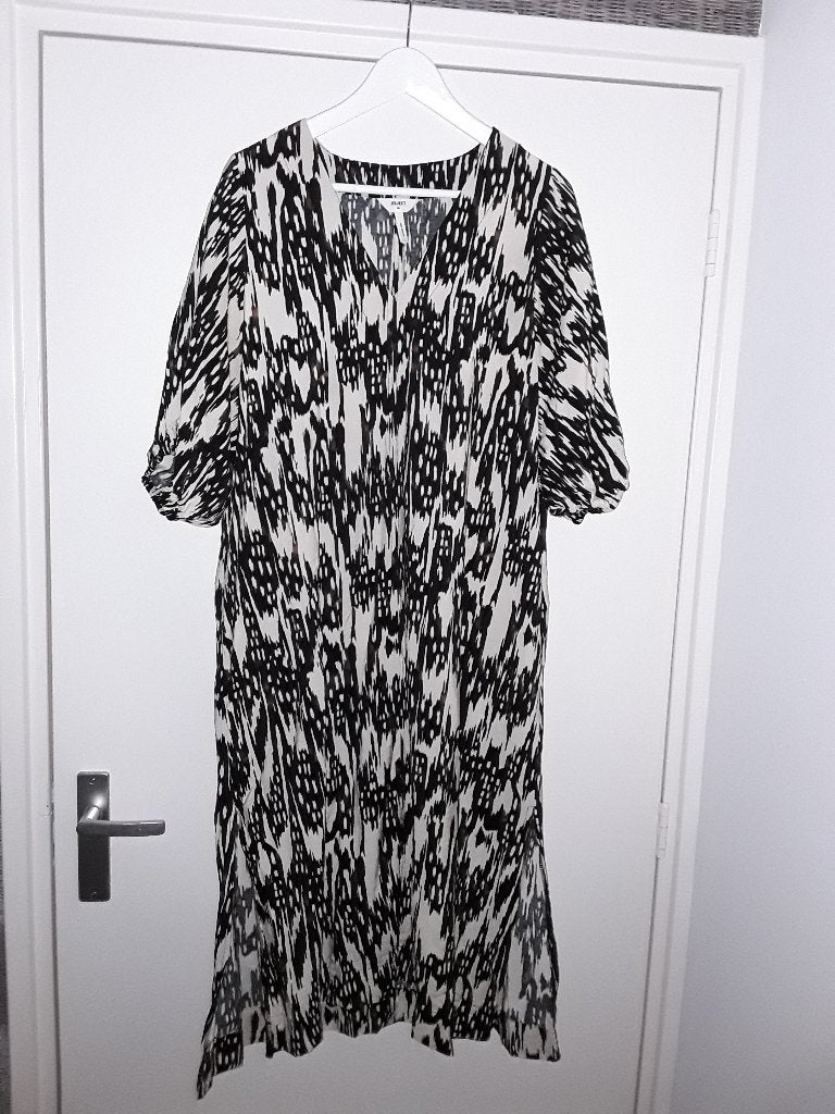 Object Zwart/Bruin/Witte Jurk Met Print Maat 40, Kleding | Dames, Maat 38/40 (M), Zwart, Object, Nieuw