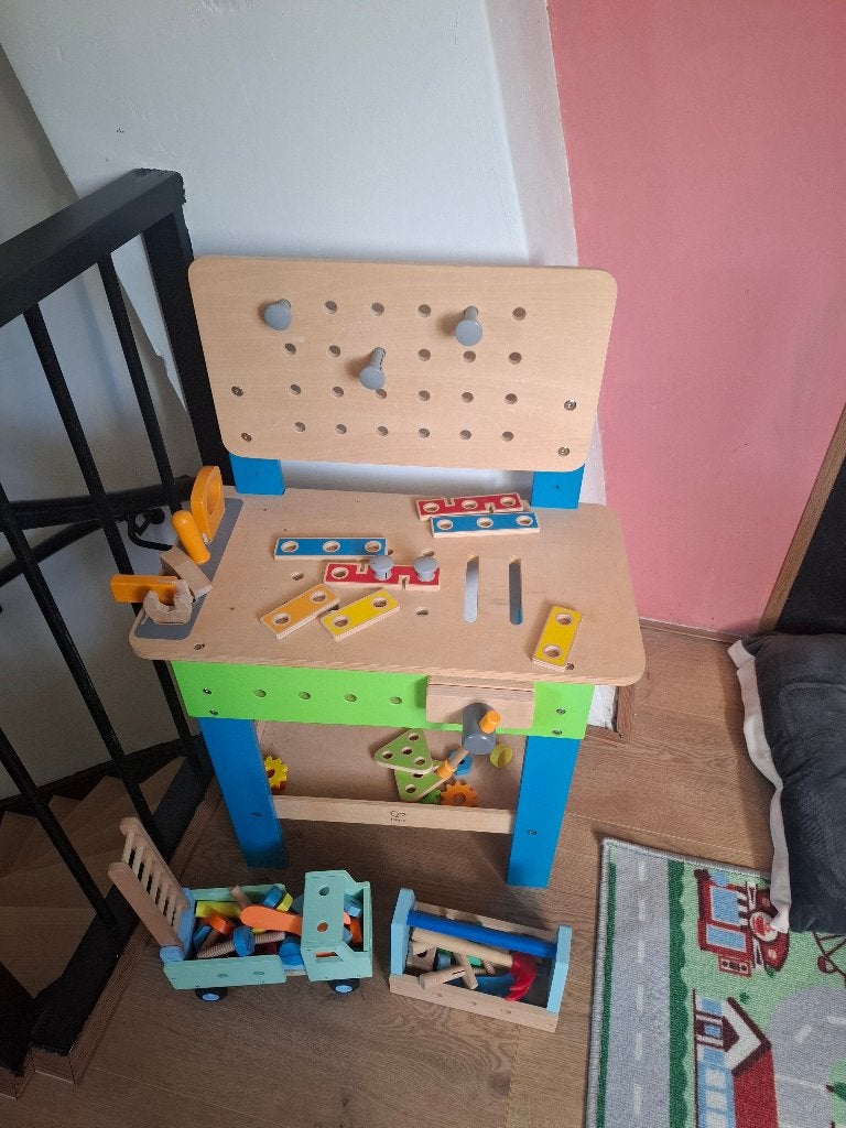 Speelgoed werkbank met extras, Ophalen, Zo goed als nieuw, Meubelstuk of Keukentje