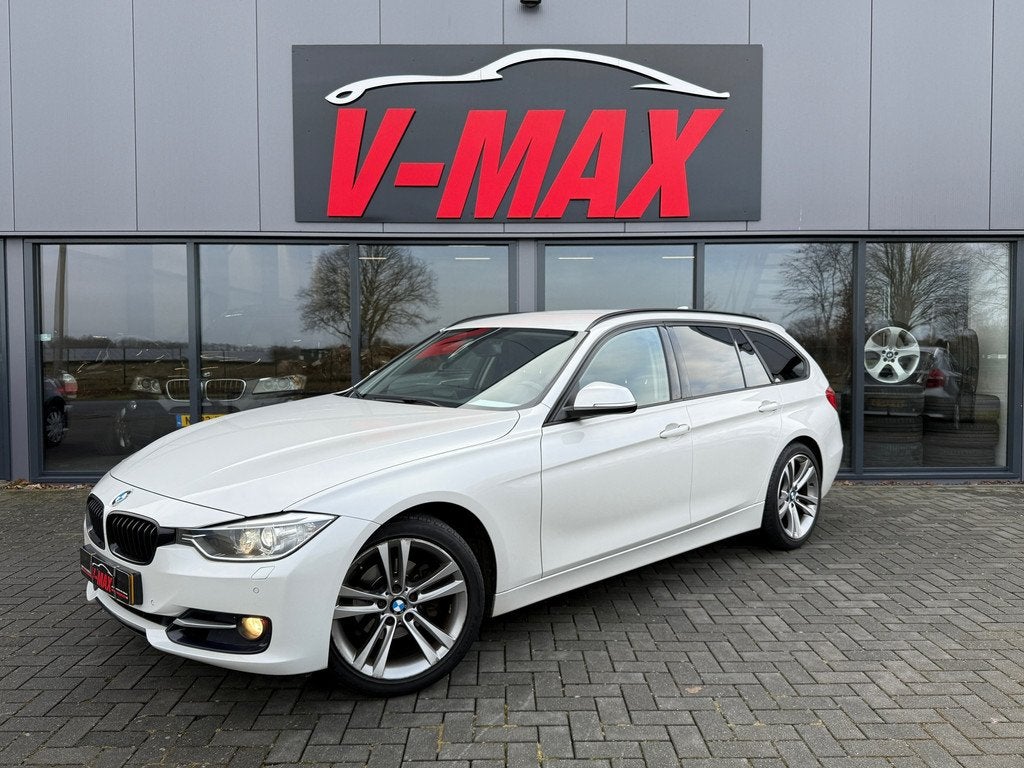 BMW 320i Touring AUT Sport Executive Leder Xenon Pdc Stoelve, Auto's, BMW, Automaat, Achterwielaandrijving, Gebruikt, 4 cilinders