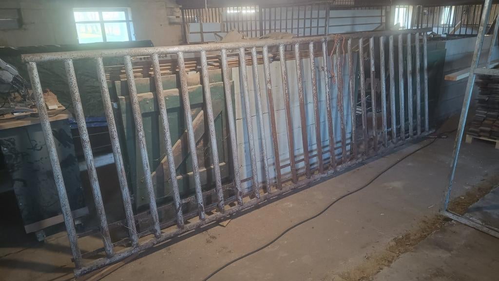 Zwaar stalen spijlen hekwerk stalhek L485 H150 , L241 H150, Weidegang