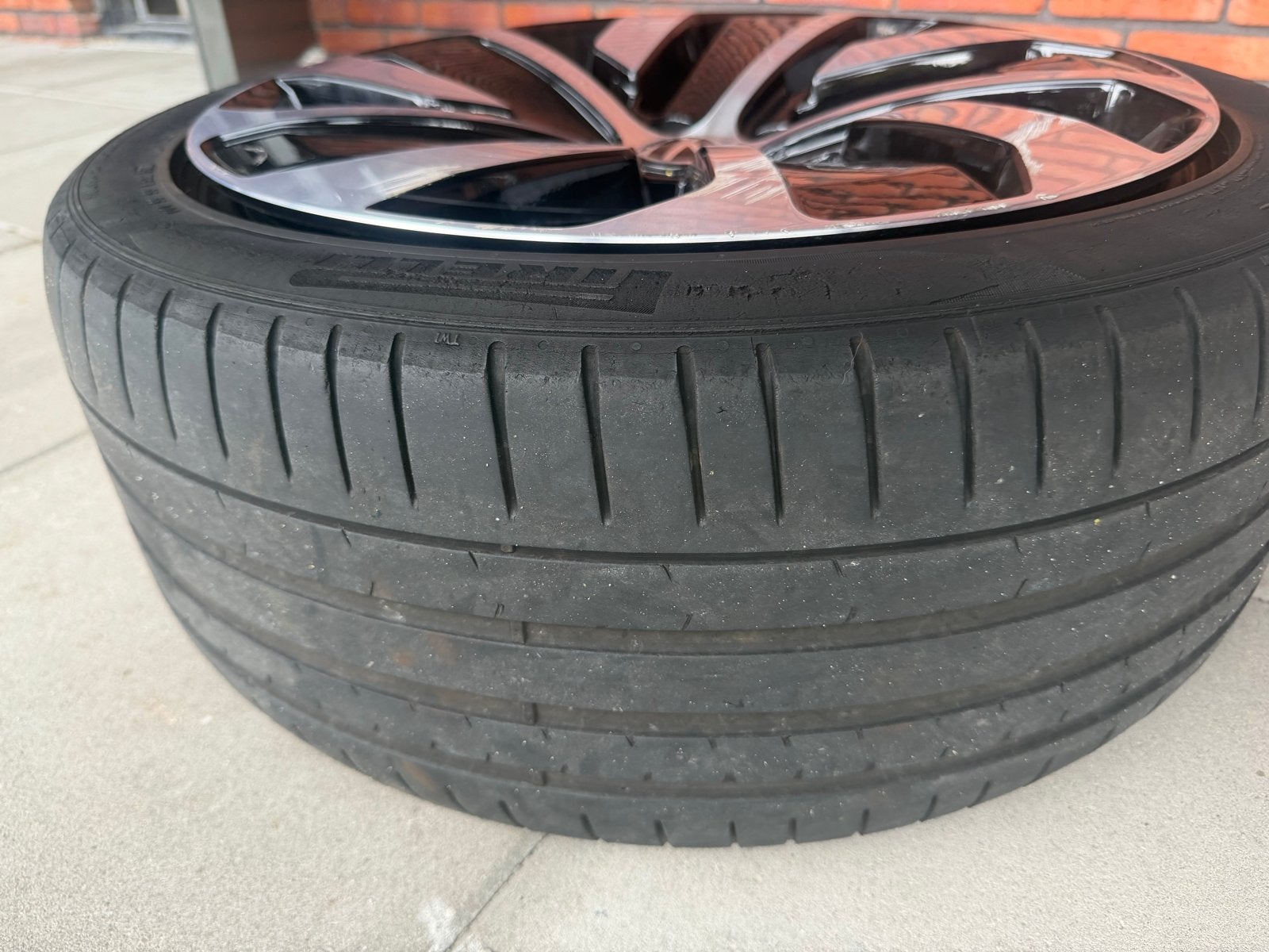 Originel VW Arteon 19 inchVelgenPirelli PZerovolSet Topstaat, Auto-onderdelen, Banden en Velgen, Gebruikt, Banden en Velgen, Personenwagen