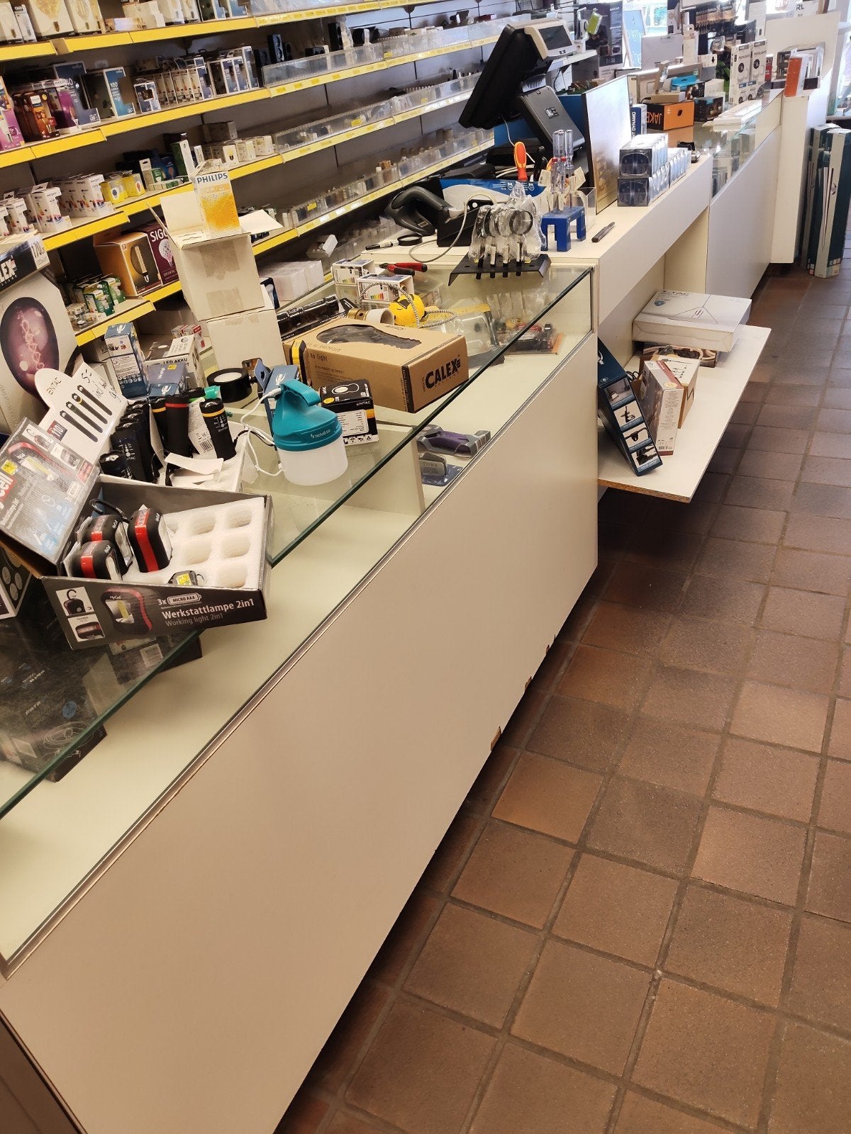 Toonbank met lades.ideaal voor winkel, Ophalen