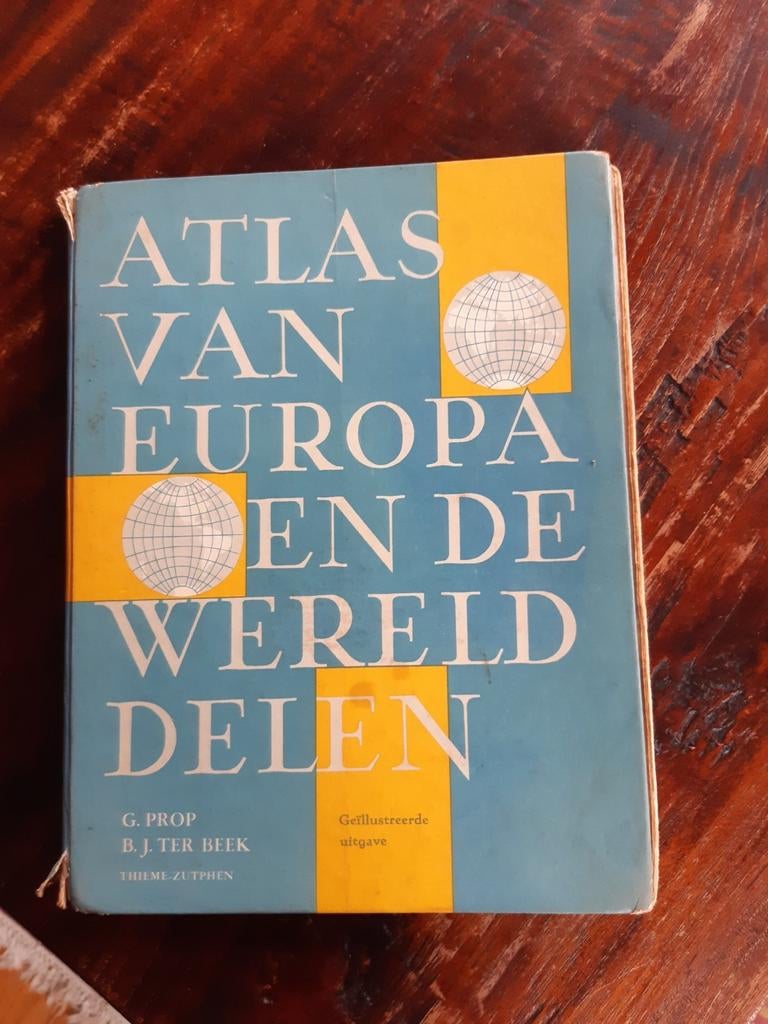 Atlas van Europa en de Werelddelen - G. Prop, B.J. Ter Beek, Boeken, Gelezen, Overige atlassen, G. Prop, B.J. Ter Beek, Ophalen of Verzenden