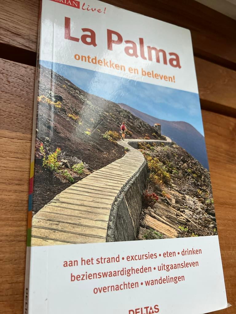 Reisgids La Palma: Ontdekken en Beleven!, Ophalen of Verzenden, Zo goed als nieuw