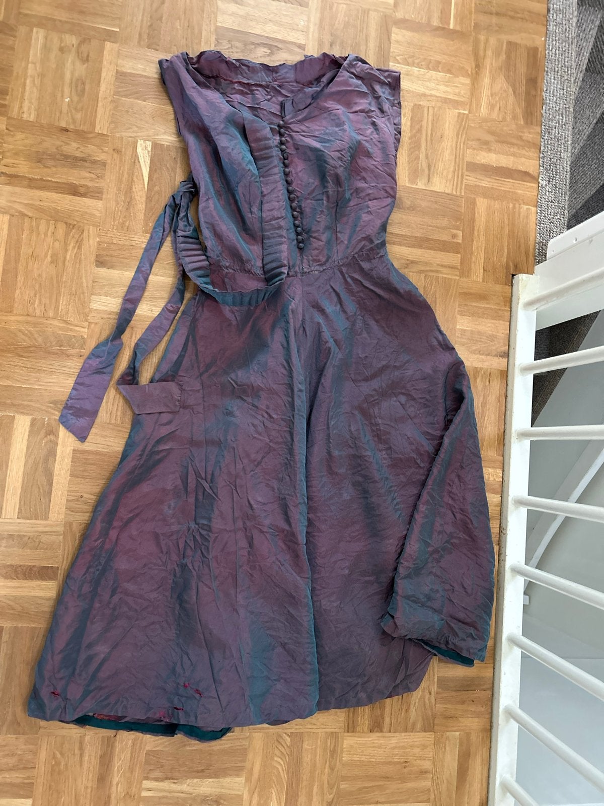 Vintage jurk Vivienne Westwood-inspired, Maat 38/40 (M), Meerkleurig, Ophalen of Verzenden, Gedragen