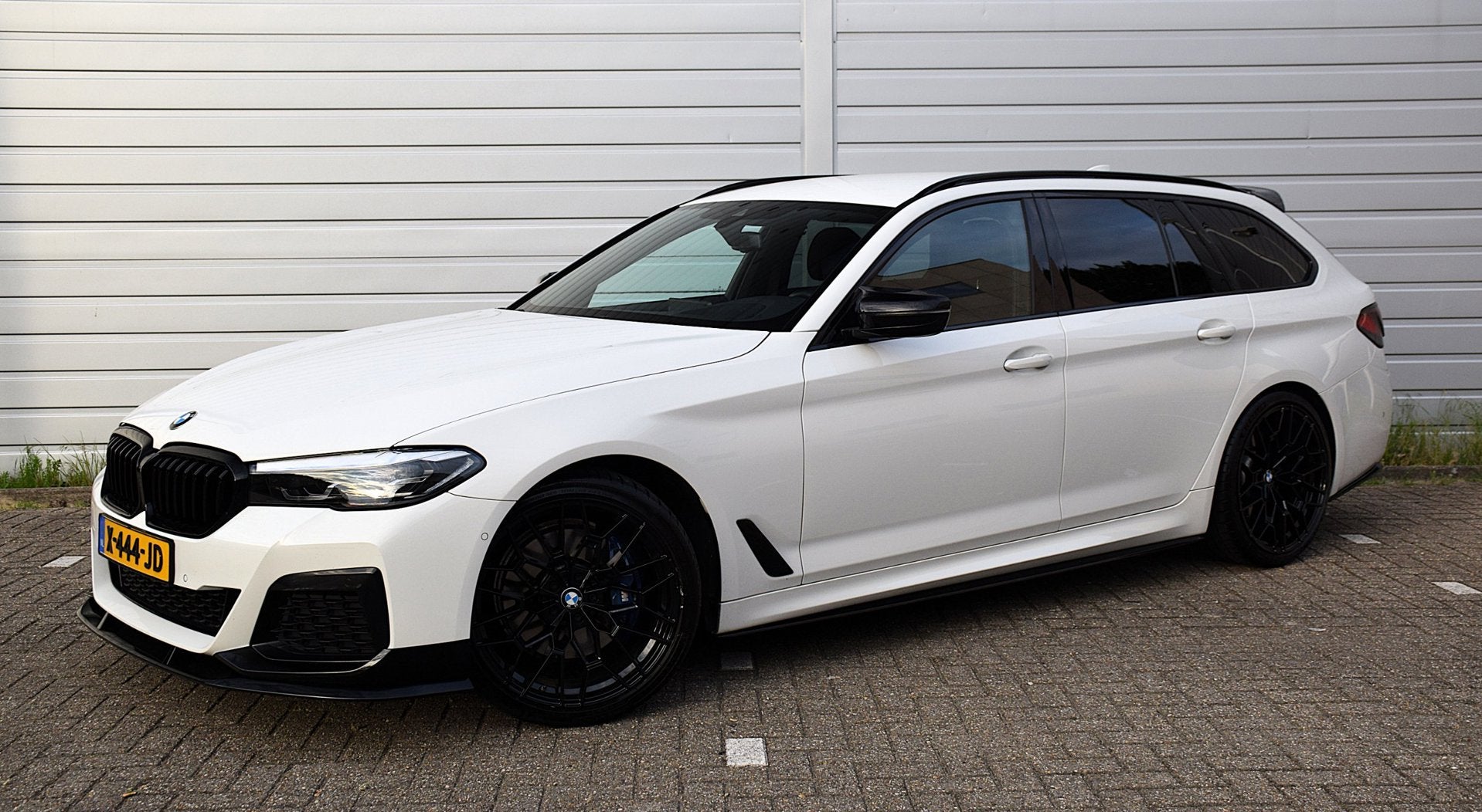 BMW 5-serie Touring 530i High Executive*M-Pakket*Head-up*20", 1998 cc, Achterwielaandrijving, Gebruikt, Euro 6
