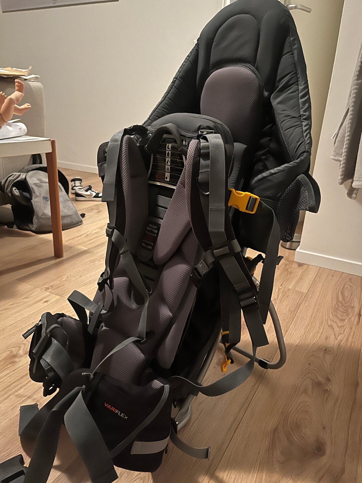 Deuter Kid Comfort Rugdrager - Ideaal voor wandelingen, Zo goed als nieuw, Rug, Draagzak, Ophalen