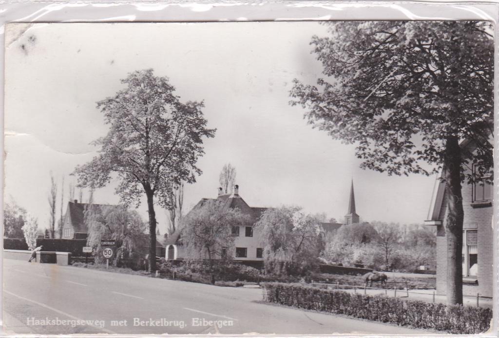 18371 Haaksbergseweg met Berkelbrug Eibergen Achterhoek 1956, Verzenden, 1940 tot 1960, Gelopen, Gelderland