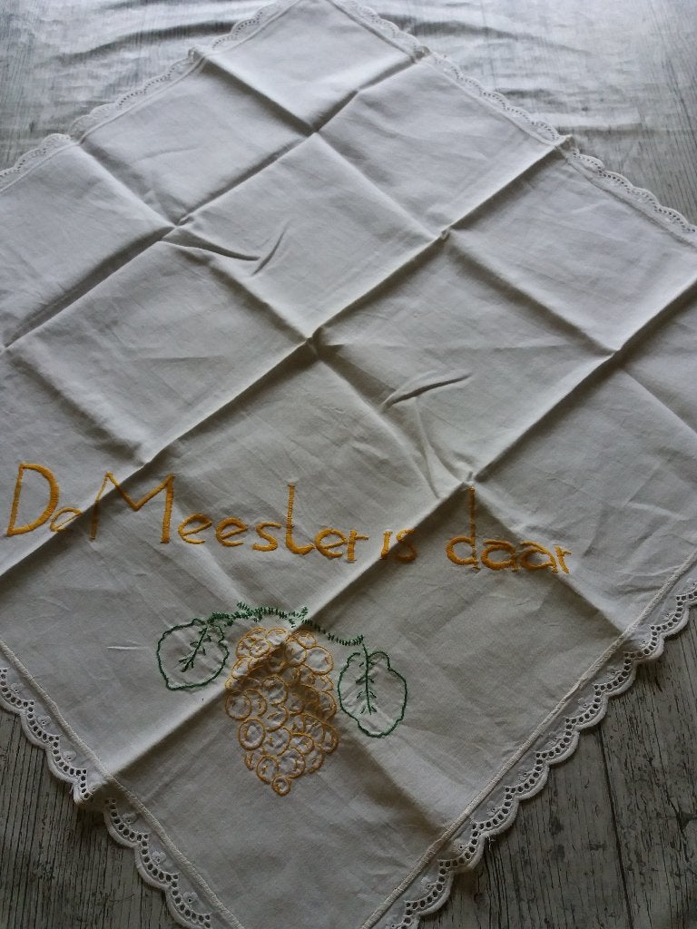 Religie geborduurd kleedje voor Heilig hart beeld, Antiek en Kunst, Ophalen