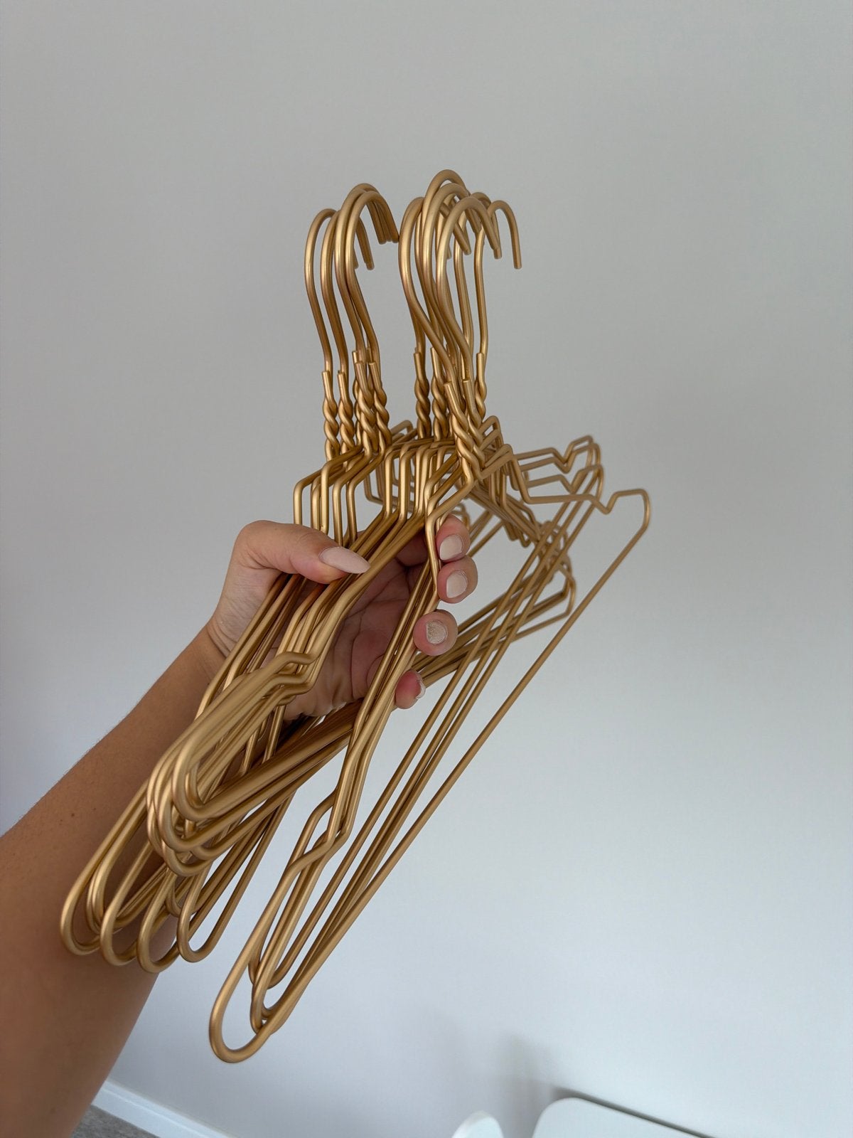30/35 gouden kledinghangers, Kleding | Dames, Ophalen of Verzenden, Gebruikt, Metaal, Volwassenen