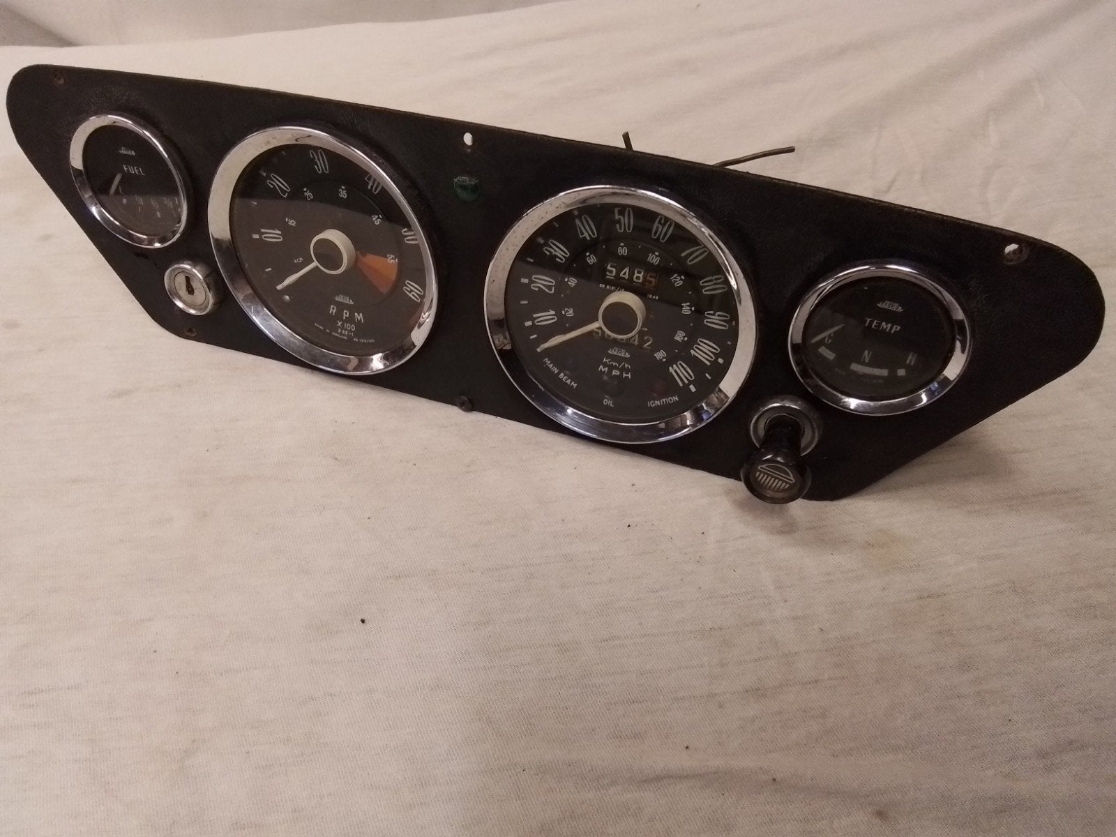 TRIUMPH SPITFIRE MK1 /MK 2  MIDDEN DASHBOARD COMPLEET, Ophalen of Verzenden