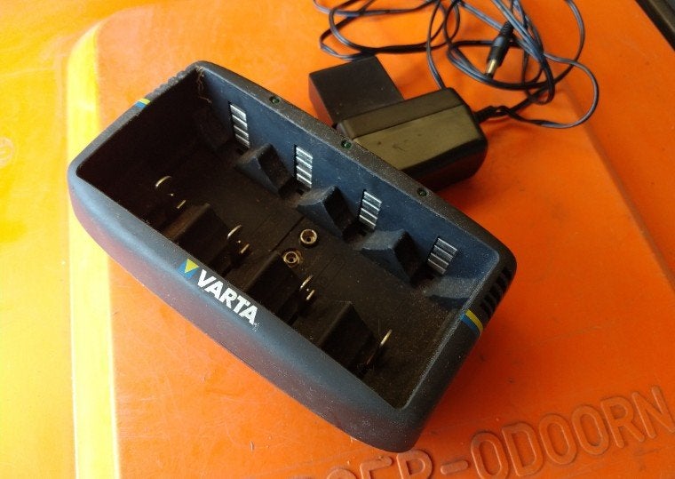 Oplader Varta, Ophalen