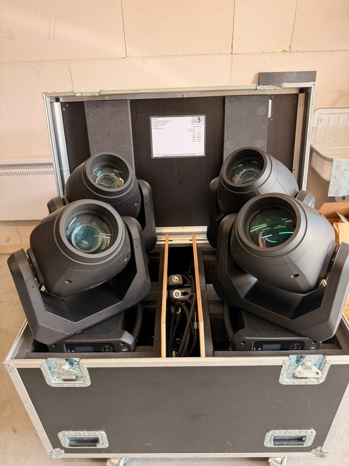 4x prolights jet hybrid 200 incl case, Ophalen, Gebruikt, Overige typen, Kleur