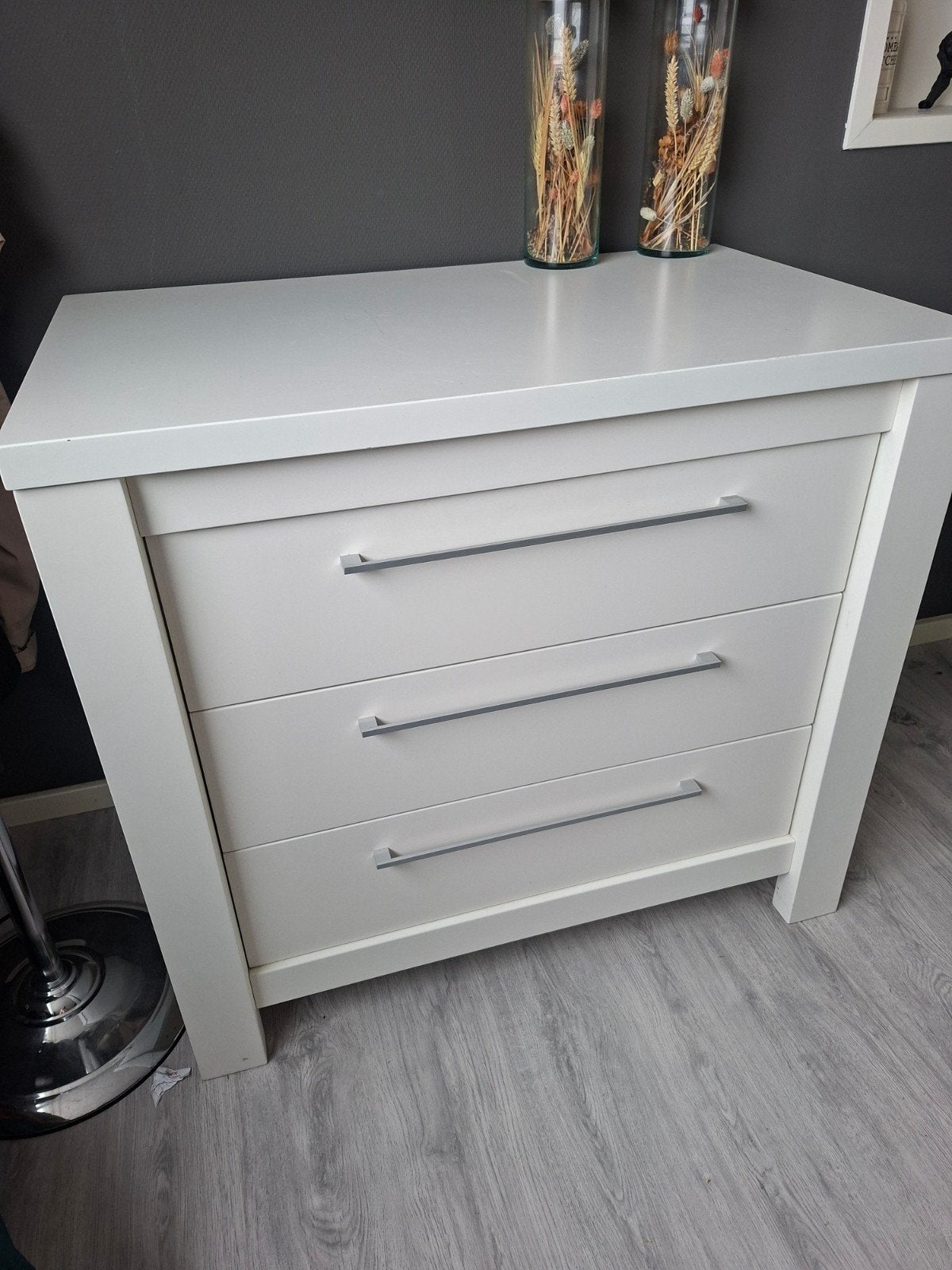 Witte commode en kast set voor baby- of kinderkamer, Ophalen, Gebruikt, 50 tot 70 cm, 105 cm of meer