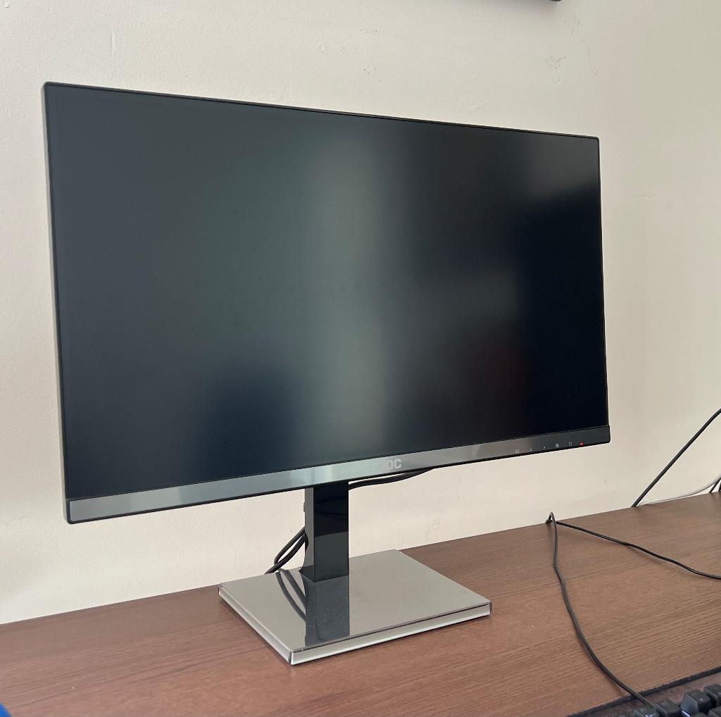 AOC 25" 1440p IPS Monitor (Q2577PWQ) - QHD, Computers en Software, Monitoren, Gebruikt, In hoogte verstelbaar, HDMI, AOC