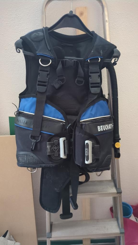 BCD/ trimvest/ duik jacket vrouwen maat M, Ophalen, Gebruikt, Trimvest of Wing