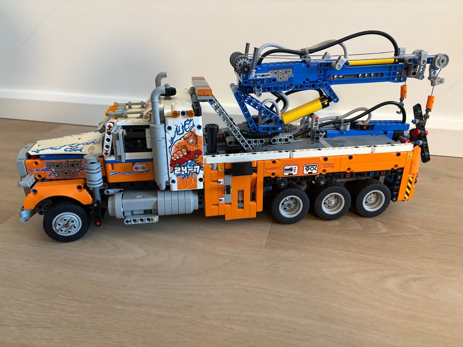 Lego 42128 Technic Robuuste Sleepwagen - Nieuwstaat, Ophalen of Verzenden, Zo goed als nieuw