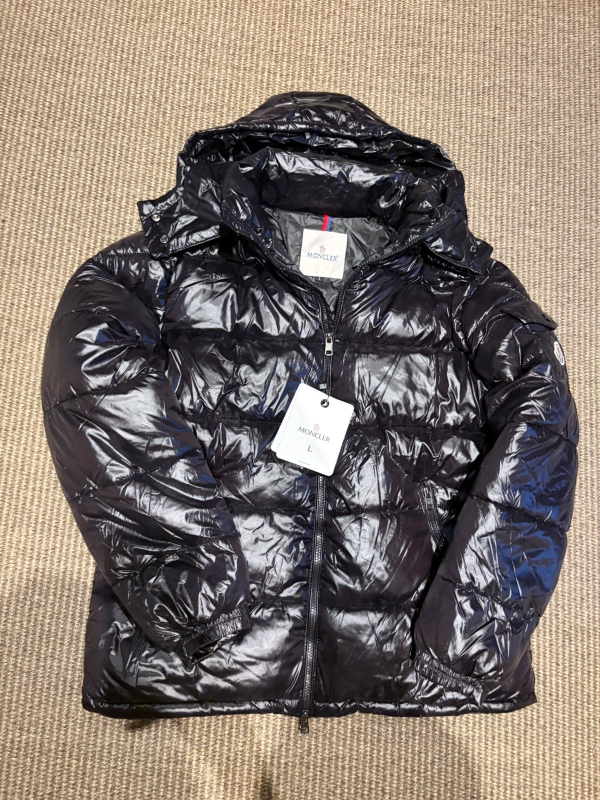Moncler Maya puffer glans zwart maat M/L, Ophalen of Verzenden, Nieuw, Maat 48/50 (M), Zwart