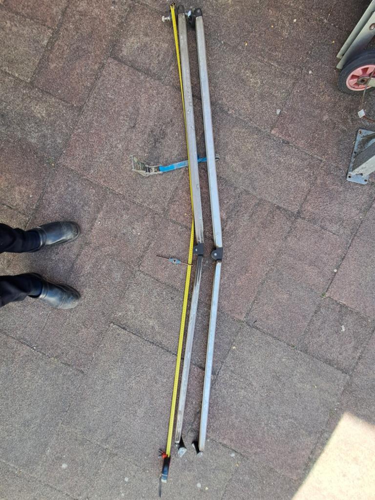 Set goed werkenden knik armen. Komen uit 5 meter scherm., Tuin en Terras, Zonneschermen, Ophalen, Gebruikt, Knikarmscherm