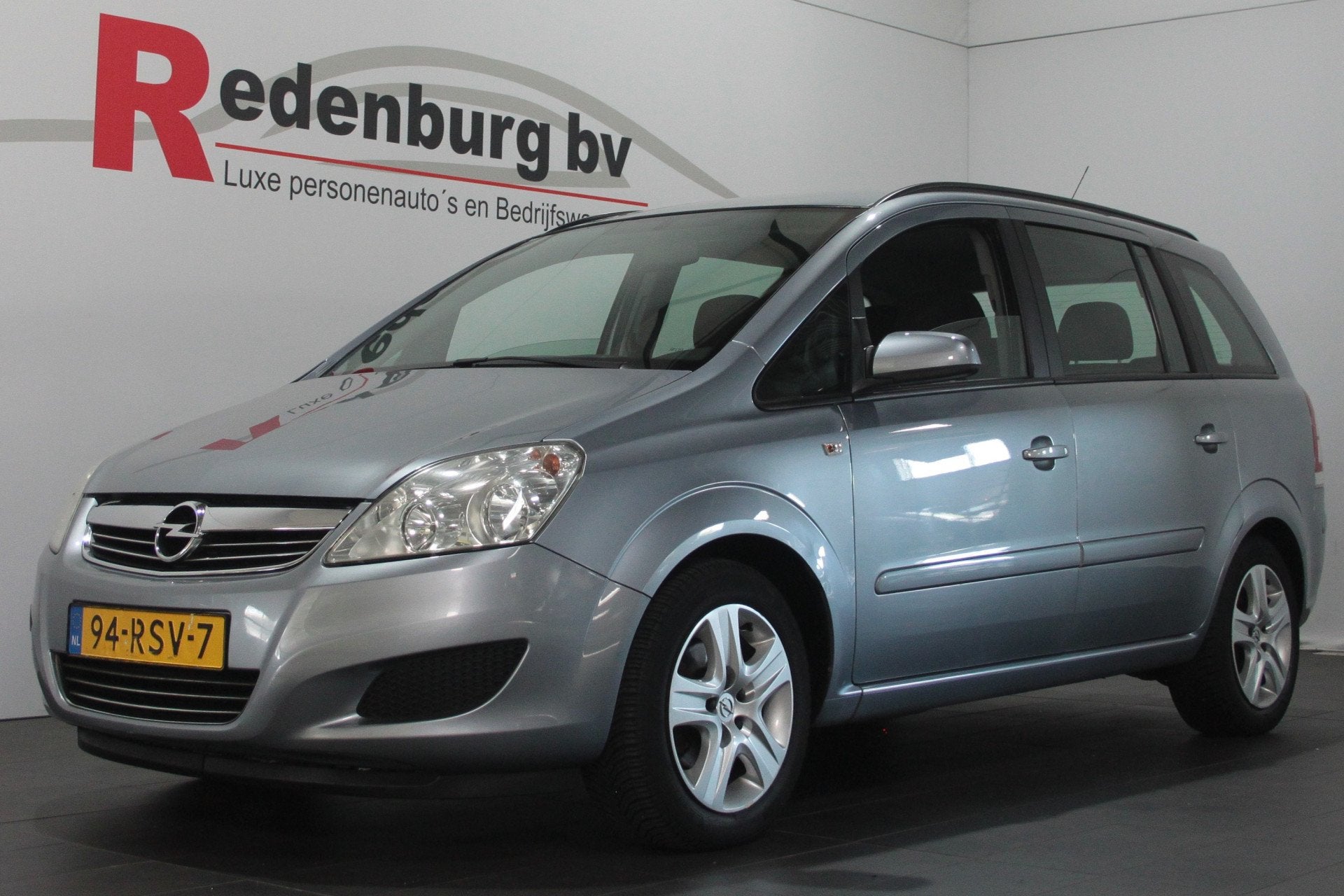 Opel Zafira 1.6 Essentia - 7 pers. - Radio cd / Cruise / Stu, Auto's, Opel, Voorwielaandrijving, Gebruikt, 4 cilinders, 14 km/l
