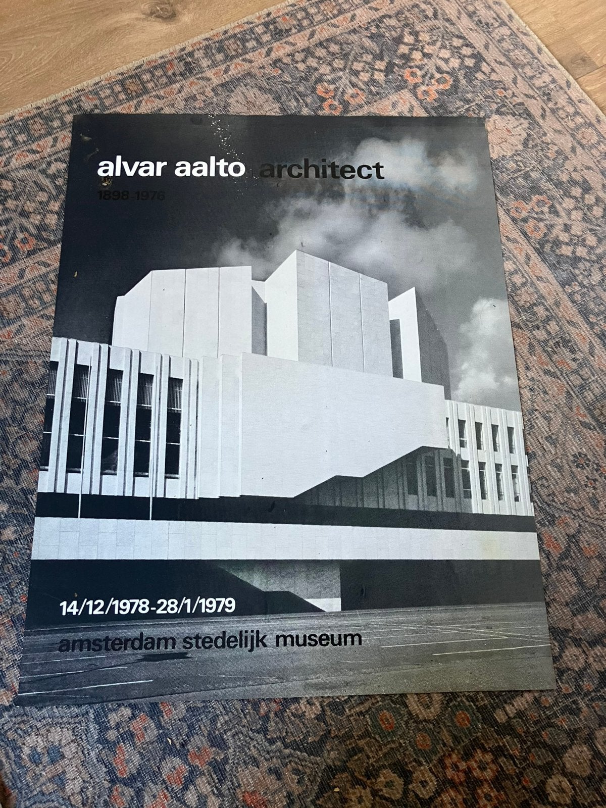 Poster Stedelijk Museum Amsterdam alvar aalto, Ophalen of Verzenden, Zo goed als nieuw, A1 t/m A3